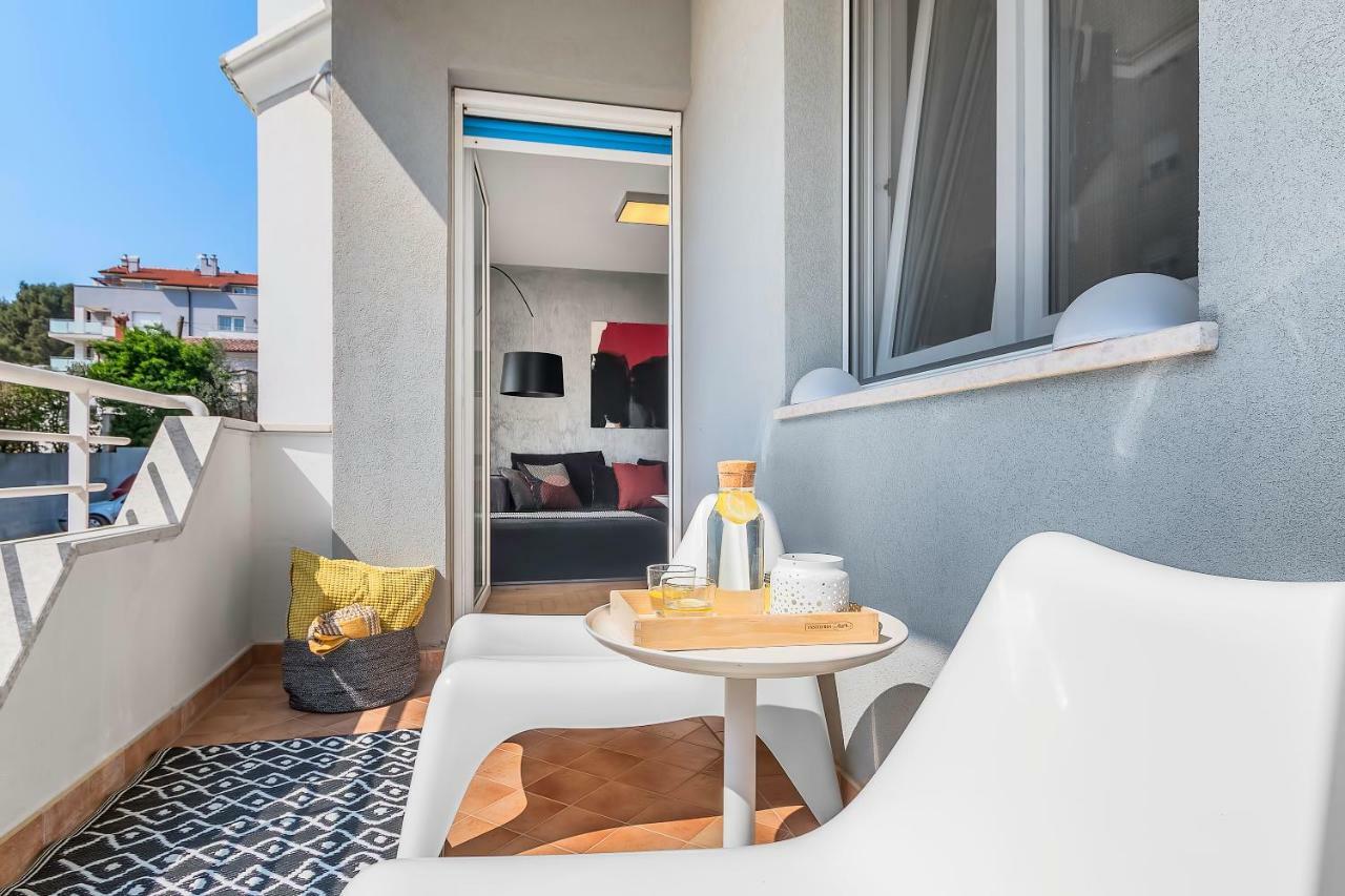 Apartment Lungomare Pula Exterior photo